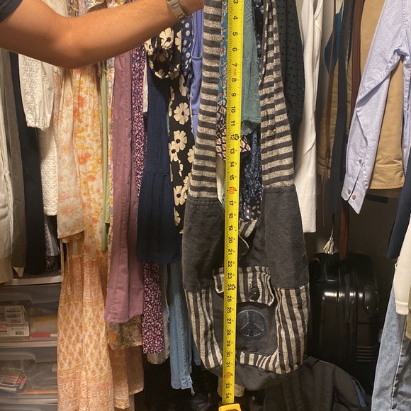 Shoulder Bag - Picture 6 of 8